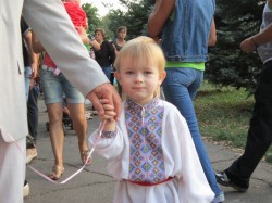 У Лозовій відбувся конкурс «Українська вишиванка – це стильно», присвячений Дню Незалежності України