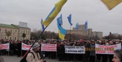 Представники Народної Ради зареєстрували резолюцію пікету в Харківській облдержадміністрації і домоглися переговорів з чиновниками