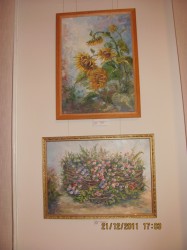 У Харківському обласному центрі української народної творчості триває виставка солом’яних декорацій і картин харківських митців