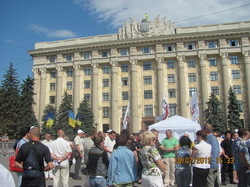 Об’єднана опозиція розпочала збір підписів за арешт Президента України Віктора Януковича