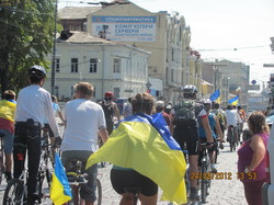 Велопробіг, фотовиставка, дитячі конкурси і святковий концерт – Харків святкував День незалежності України