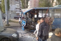 Вантажівка знесла кабіну рейсового тролейбуса: є постраждалі (ФОТО)