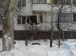 У Харкові розстріляли бізнесмена в позашляховику. Машина врізалася в балкон житлового будинку (ФОТО)