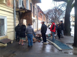 В Одесі разом з 77-річною бабусею обвалився балкон (ФОТО)