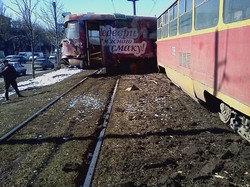 Жахливе зіткнення трамваїв в Харкові (ФОТО)