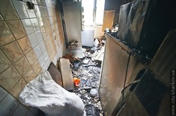 У харківській багатоповерхівці стався вибух невідомої речовини. Квартира вигоріла практично вщент, є постраждалі ( ФОТО, ВІДЕО)