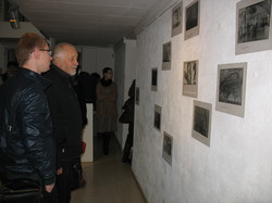 «Вхід у фотографію»: художник Гамлет Зіньковський презентував свою фотовиставку