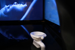 Дизайнерський «Водопарад» для ванної кімнати: яблука, «дощова»  і кінозал