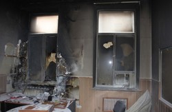 Запальне місто: вчора за лічені години в Дніпропетровську підпалили офіси аж  4  партій