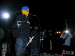 За нашу і вашу свободу: майданівці вшанували загиблих та підтримали в'язнів Болотної площі