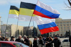 Недільні мітинги – Харків  згадував «Небесну сотню» та  співав радянські пісні