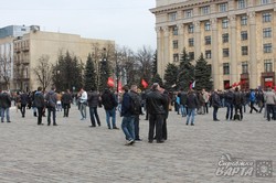 В Харкові сепаратисти напали на прибічників Майдану