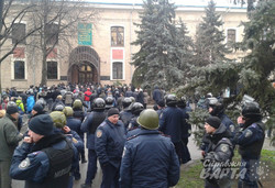 Сепаратисти в Харкові 13 квітня. Напад на харківський Євромайдан та проникнення у двір міськради