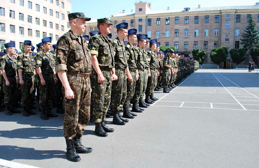 Харківський університет повітряних сил прийняв 600 курсантів