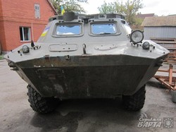 Лозівські волонтери передали «Айдару» БРДМ-2