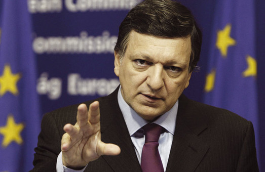 Порошенко попросив Баррозу відтермінувати знижені мита на європейські товари