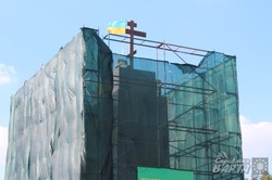 В Харкові на місці пам’ятника Леніну встановлено хрест