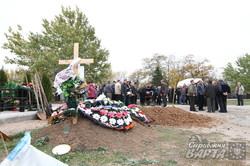 Трагедія в Сартані: людей, що йшли з кладовища, накрило "Градом"