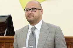 Святаш перемагає на виборах в 170-му окрузі на Салтівці (Опитування)