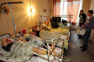 У військовому госпіталі Харкова голосують поранені бійці