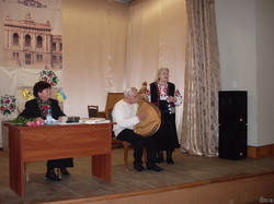 У Харківські державній бібліотеці ім.Короленка відбувся літературно-музичний концерт, присвячений міжнародному Дню корінних народів світу (фото)