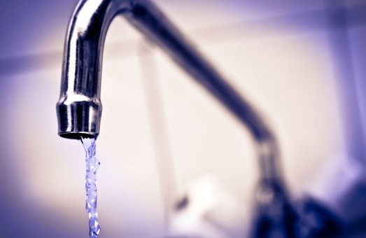 Проблеми з водою в Харкові: експерти радять вчасно оплачувати рахунки