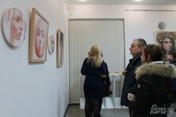 В «Костюринському провулку» триває виставка під назвою «Мавка» (фото)