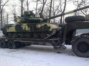 Тепловозоремонтний завод у Дніпропетровську ремонтує танки для АТО