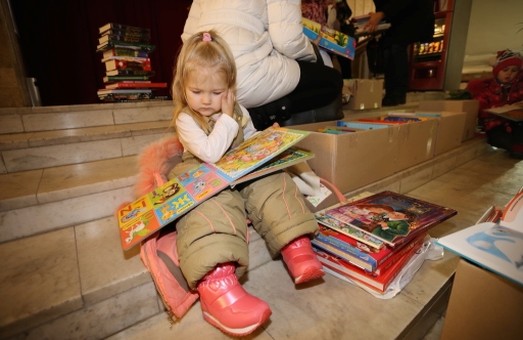У Харкові для біженців зібрали дитячу бібліотеку (фото)