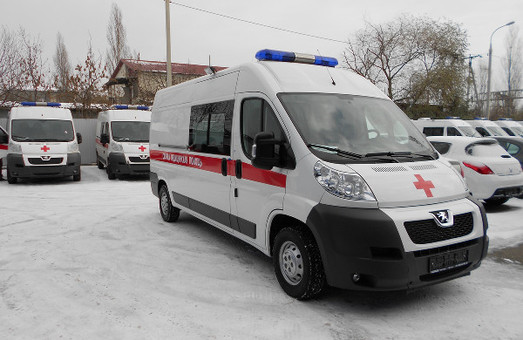 Стан двох бійців, які потрапили в аварію недалеко від Артемівська, стабільно важкий