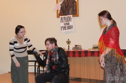 Студенти поставили виставу за мотивами п’єси Є. Шварца  «Дракон» (фото)