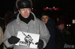 В Харкові пройшла акція солідарності з жертвами теракту