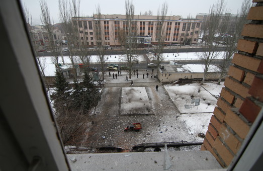 Бої в центрі Донецька. Снаряди понівечили лікарню
