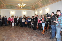 В Харкові відкрилася виставка петриківського розпису (фото)