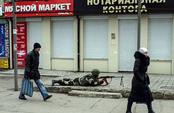 Будні Донецька: війна-війною, а міське життя триває (фото)