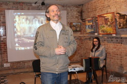 В арт-підвалі Муніципальної галереї говорили, як зберегти старий Харків (фото)