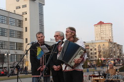На Привокзальній площі пройшов благодійний концерт (фото)