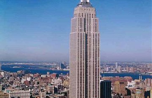 1 травня 1931 – День народження однієї з найвищих будівель світу «Емпайр Стейт Білдінг»