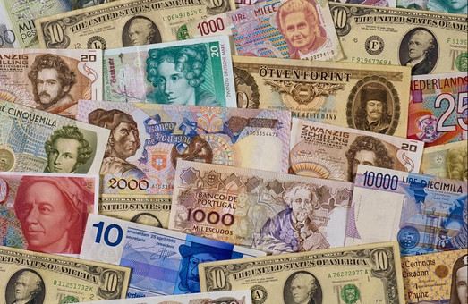 Курс валют на 27 травня 2015 року