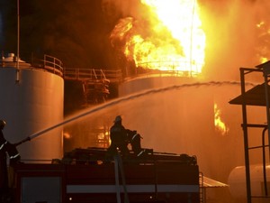 Вибух і пожежа на нафтобазі під Києвом (ФОТО, ВІДЕО)