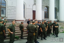 Строковики Національної гвардії України продовжують знайомство з Харковом (фото)