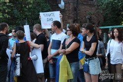 В Харкові відбувся пікет в підтримку Сенцова та Кольченка