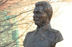 У Луганську з'явиться пам'ятник  Сталіну?