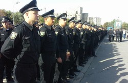 Міліція перетворилася на поліцію. Країна дочекалася перших результатів реформи МВС (фото)