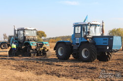 AGROPОRT-2015 завершився змаганнями трактористів