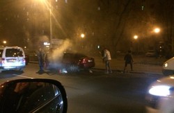 На Московському проспекті палав автомобіль (фото)
