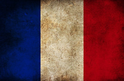 МВС Франції: Теракти в Парижі були підготовлені за кордоном
