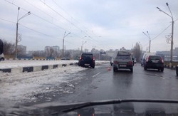 Поблизу другого Панасівського проїзду «врізалися» два легкових авто (фото)