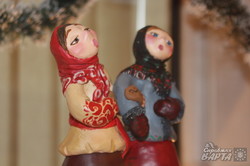 «Різдвяний подарунок Слобожанщині»: викладачі художніх шкіл презентували свої роботи
