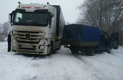 На Московському проспекті «Газель» «влетіла» у вантажівку «Mercedes» (фото)